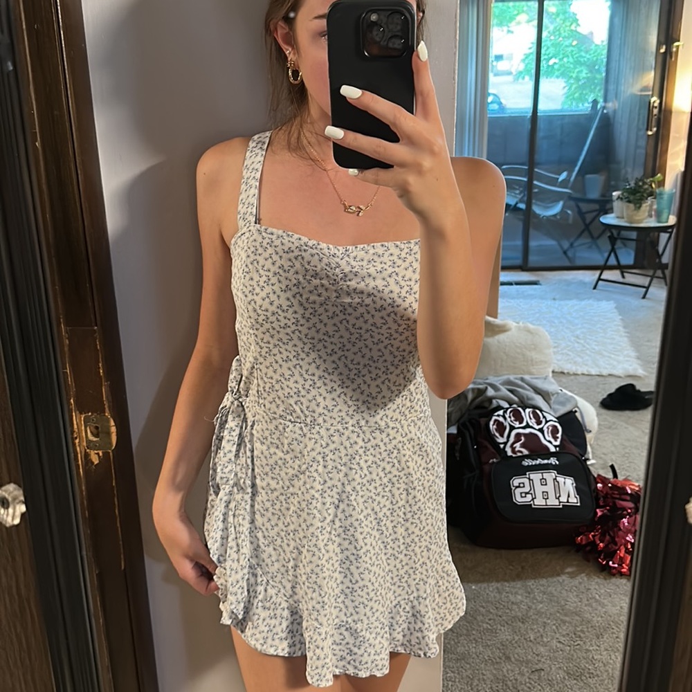 Floral Hollister Romper